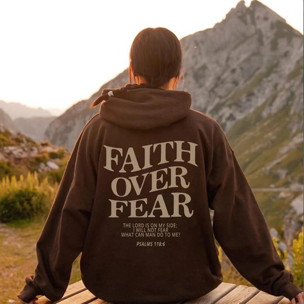 Comfortabele hoodie 'Faith over fear' | Lize